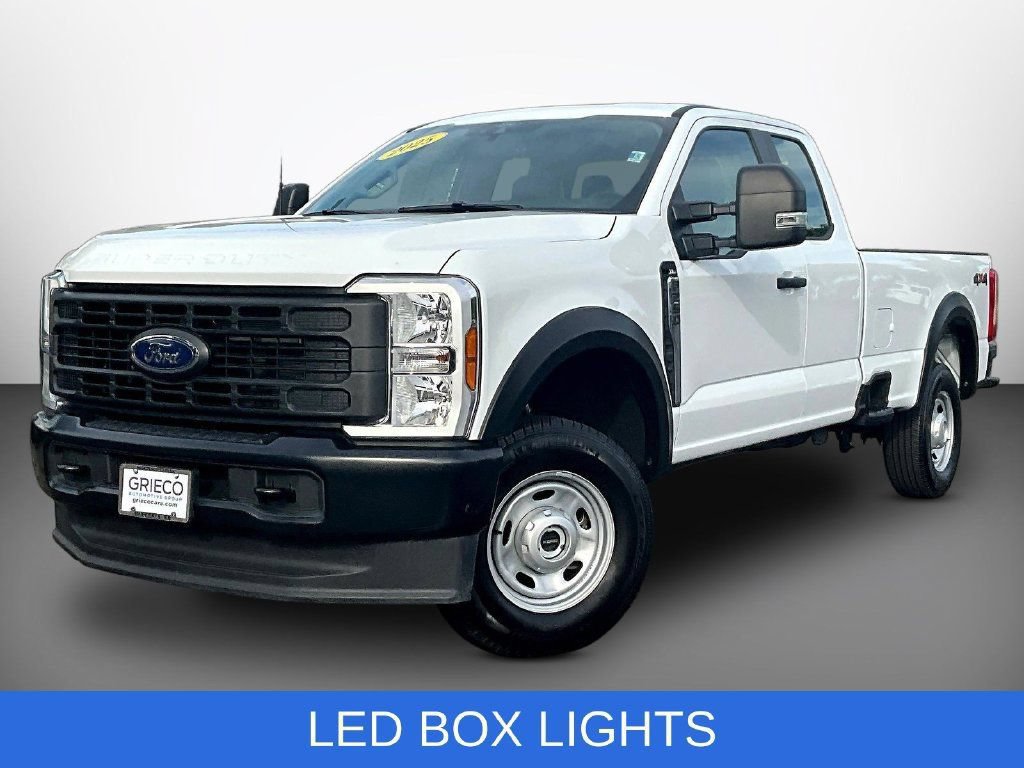 Used 2025 Ford F250 XL AWD/4WD image 3
