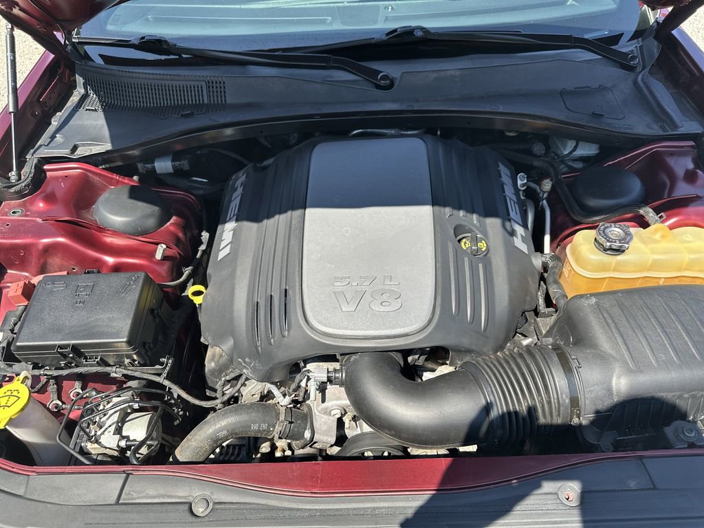 Used 2018 Chrysler 300 C w/ Sun, Sound & Nav Package image 12