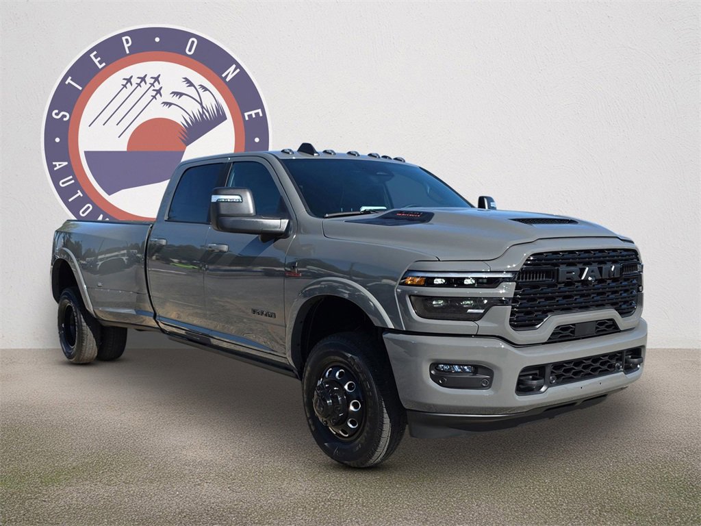 New 2026 RAM 3500 Limited image 2