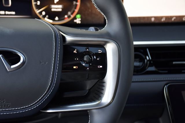 New 2026 INFINITI QX80 4WD w/ Sport Exterior Package image 9