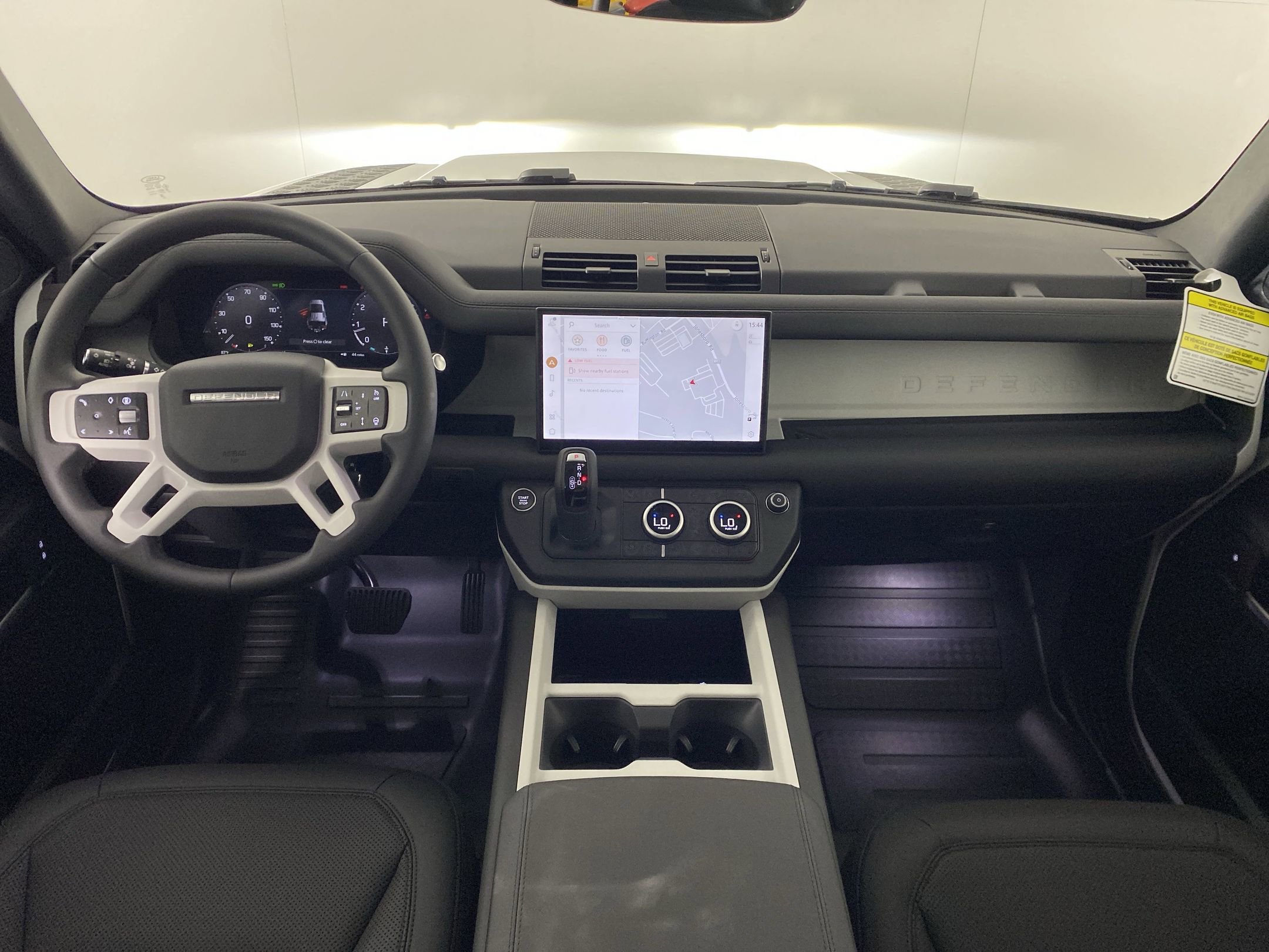 Used 2025 Land Rover Defender 110 S image 12