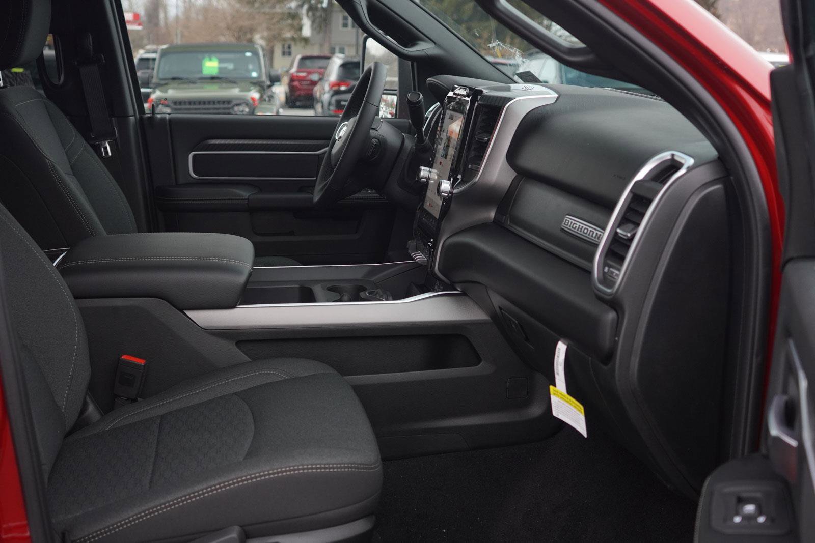 New 2026 RAM 2500 Big Horn AWD/4WD image 26