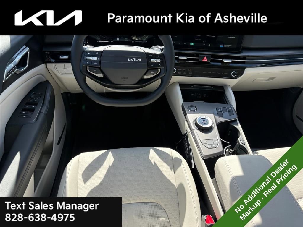 New 2026 Kia Sportage EX image 24