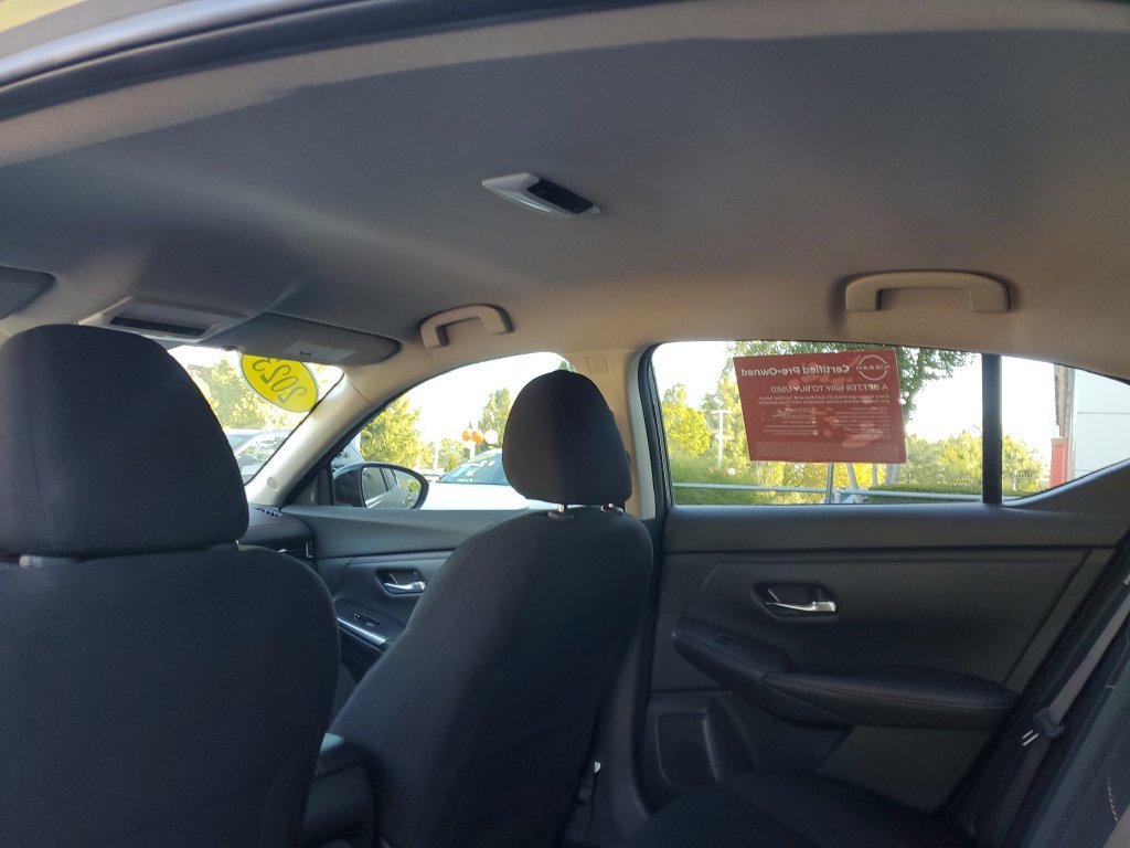 Certified 2023 Nissan Sentra SR w/ Trunk Package FWD image 14