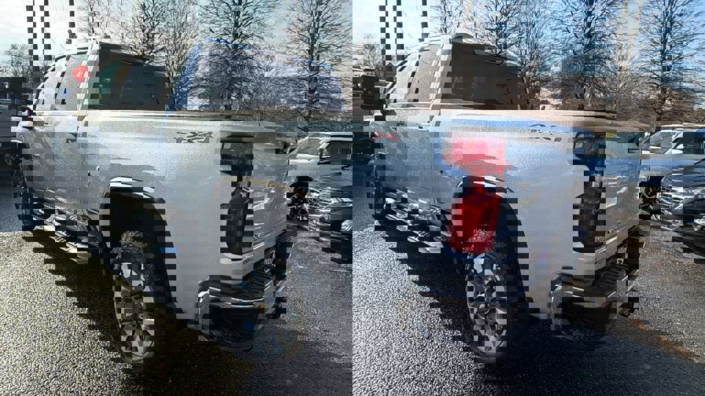 Certified 2022 Chevrolet Silverado 2500 LT w/ Convenience Package image 7