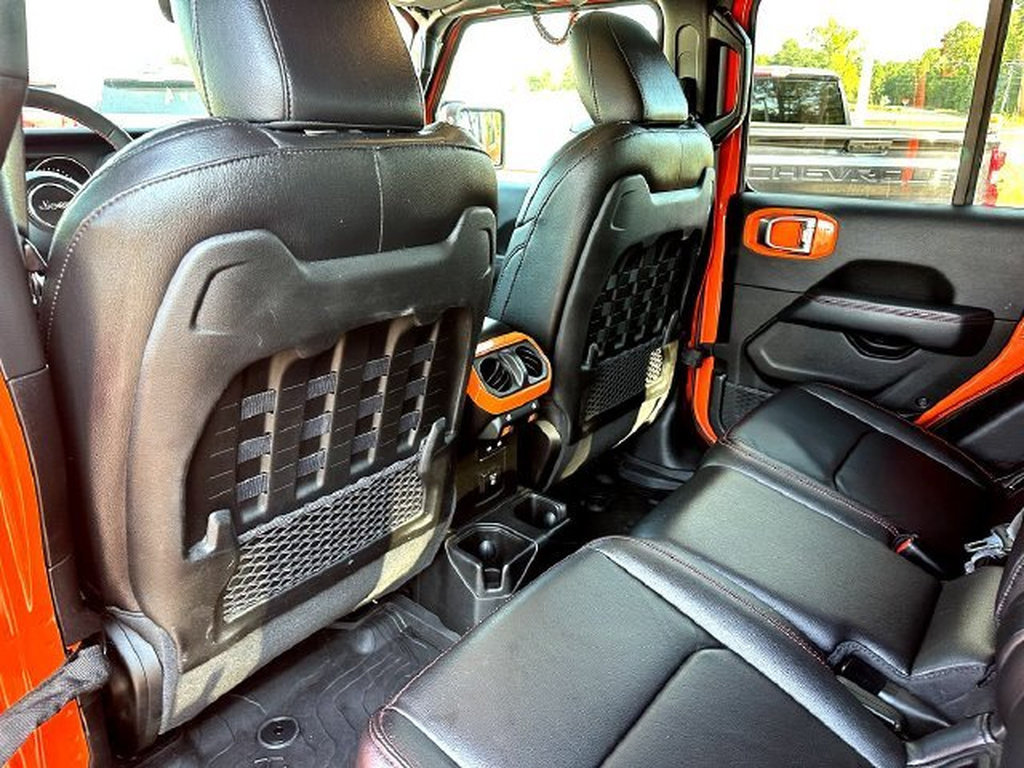 Used 2023 Jeep Gladiator Rubicon AWD/4WD image 19