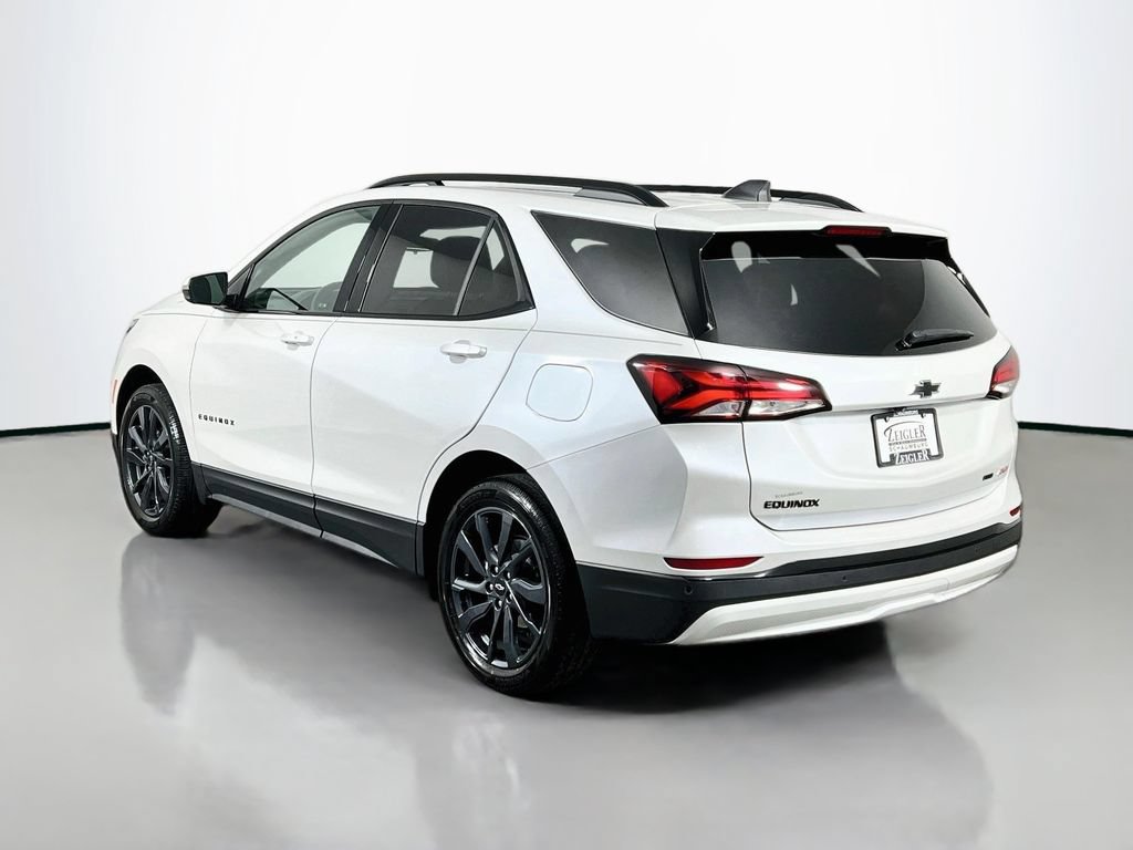Used 2024 Chevrolet Equinox RS w/ RS Leather Package AWD/4WD image 7