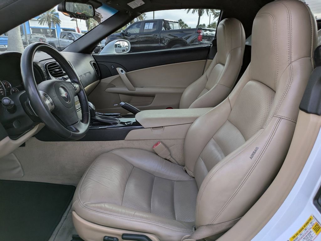 Used 2011 Chevrolet Corvette Grand Sport w/ Preferred Equipment Group image 17