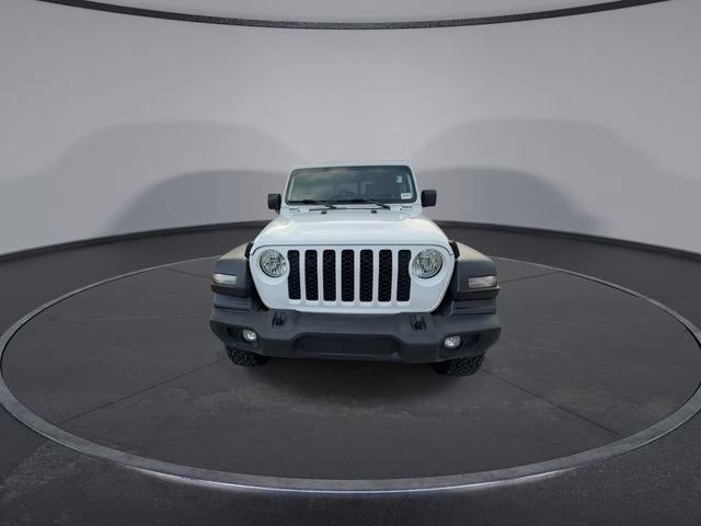 Used 2020 Jeep Gladiator Sport w/ Quick Order Package 23S AWD/4WD image 3