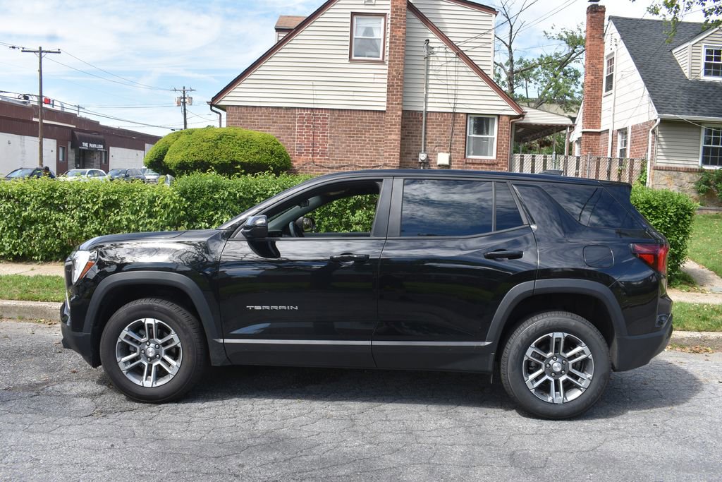 Used 2026 GMC Terrain Elevation FWD image 9