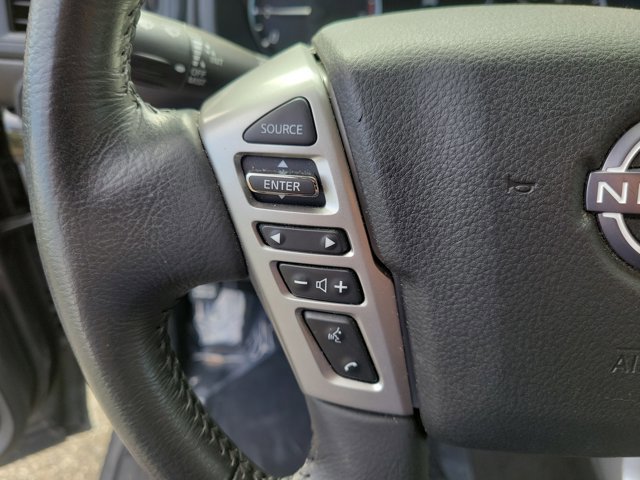 Used 2024 Nissan Titan SV w/ SV Convenience Package image 29
