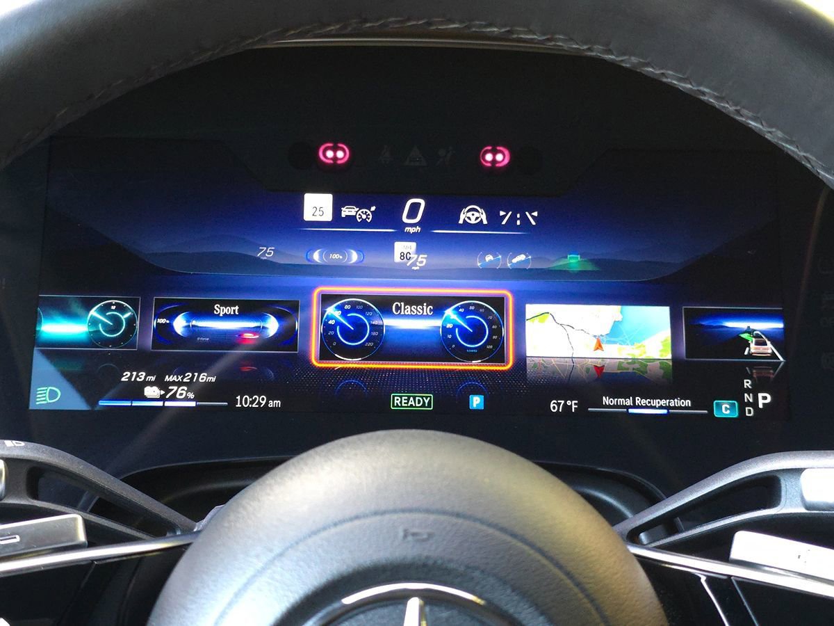 Used 2023 Mercedes-Benz EQS 580 4MATIC SUV image 46