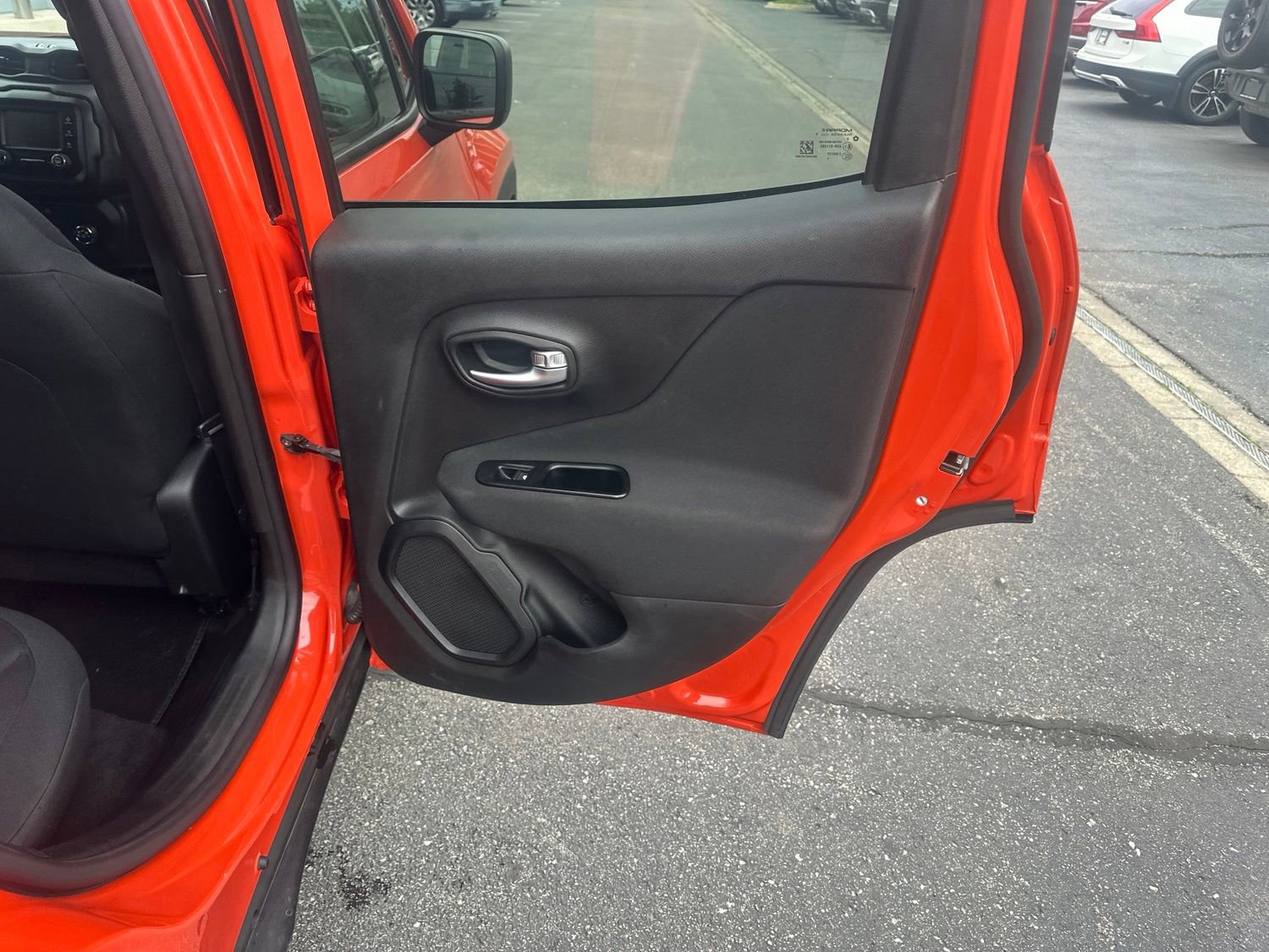 Used 2019 Jeep Renegade Sport AWD/4WD image 16