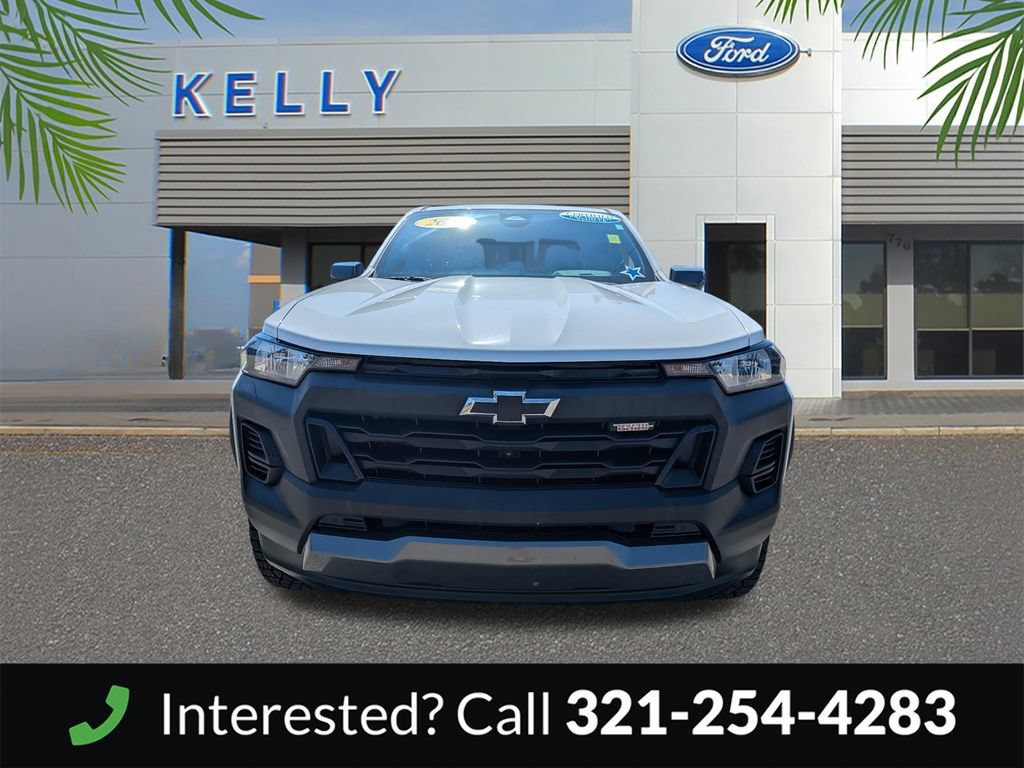Used 2023 Chevrolet Colorado Trail Boss w/ Technology Package AWD/4WD image 3