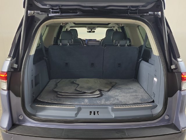 Used 2023 Lincoln Navigator L Black Label AWD/4WD image 7