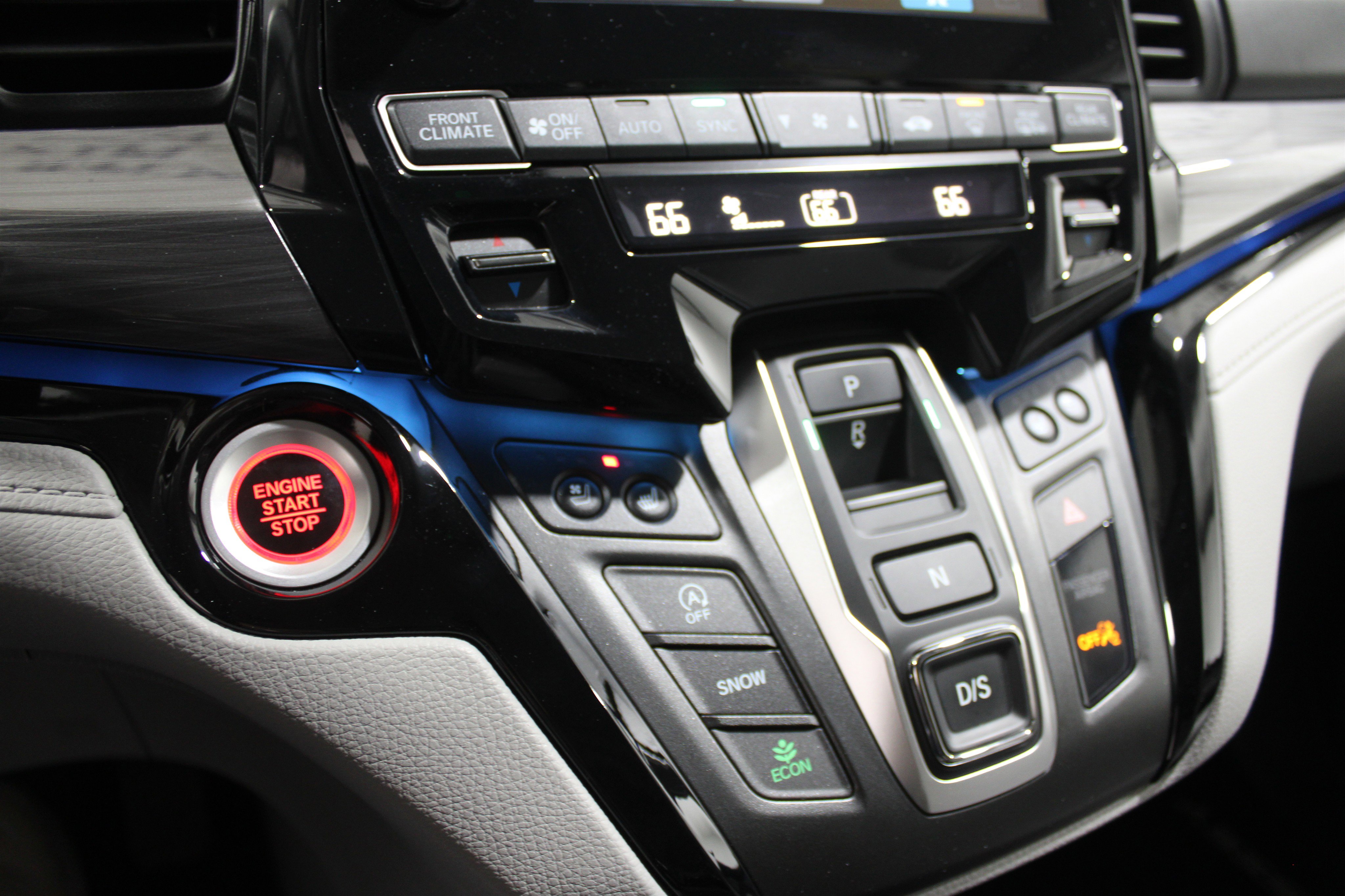 Used 2024 Honda Odyssey Elite image 16