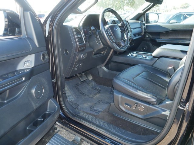 Used 2021 Ford Expedition Limited AWD/4WD image 12