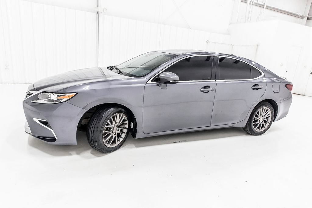 Used 2018 Lexus ES 350 w/ Premier Package FWD image 3