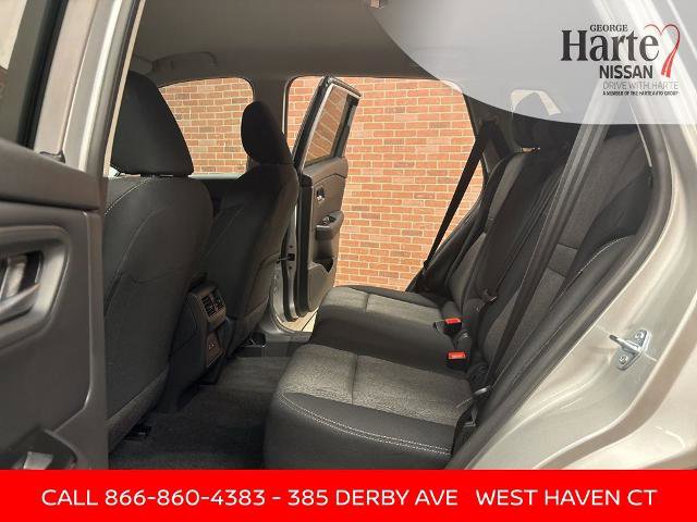 Certified 2025 Nissan Rogue SV image 21