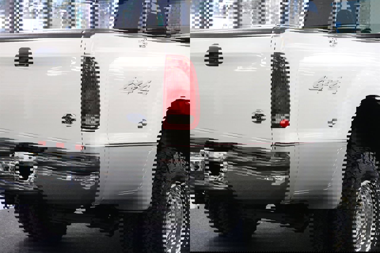 Used 2000 Ford F350 XLT image 12