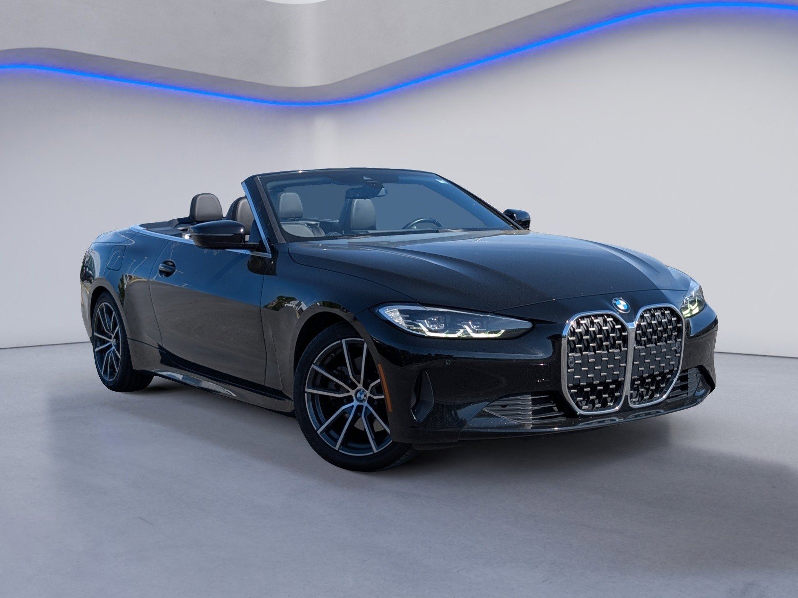 Used 2024 BMW 430i Convertible image 1