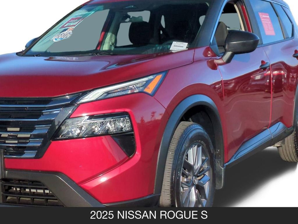Certified 2025 Nissan Rogue S AWD/4WD image 10