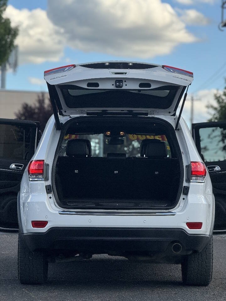Used 2018 Jeep Grand Cherokee Limited AWD/4WD image 5