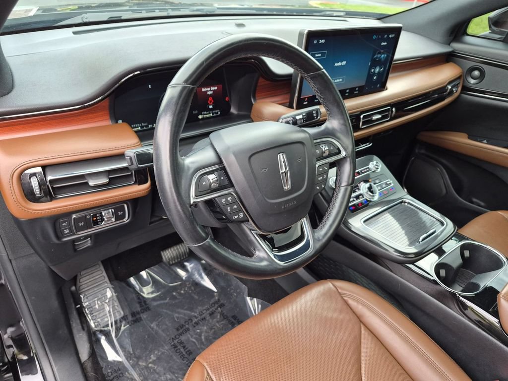 Used 2022 Lincoln Nautilus Reserve w/ Equipment Group 201A AWD/4WD image 11