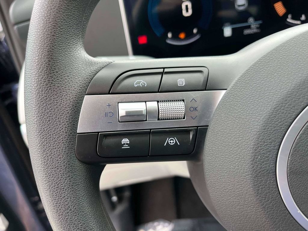 Used 2026 Hyundai Tucson SEL FWD image 18