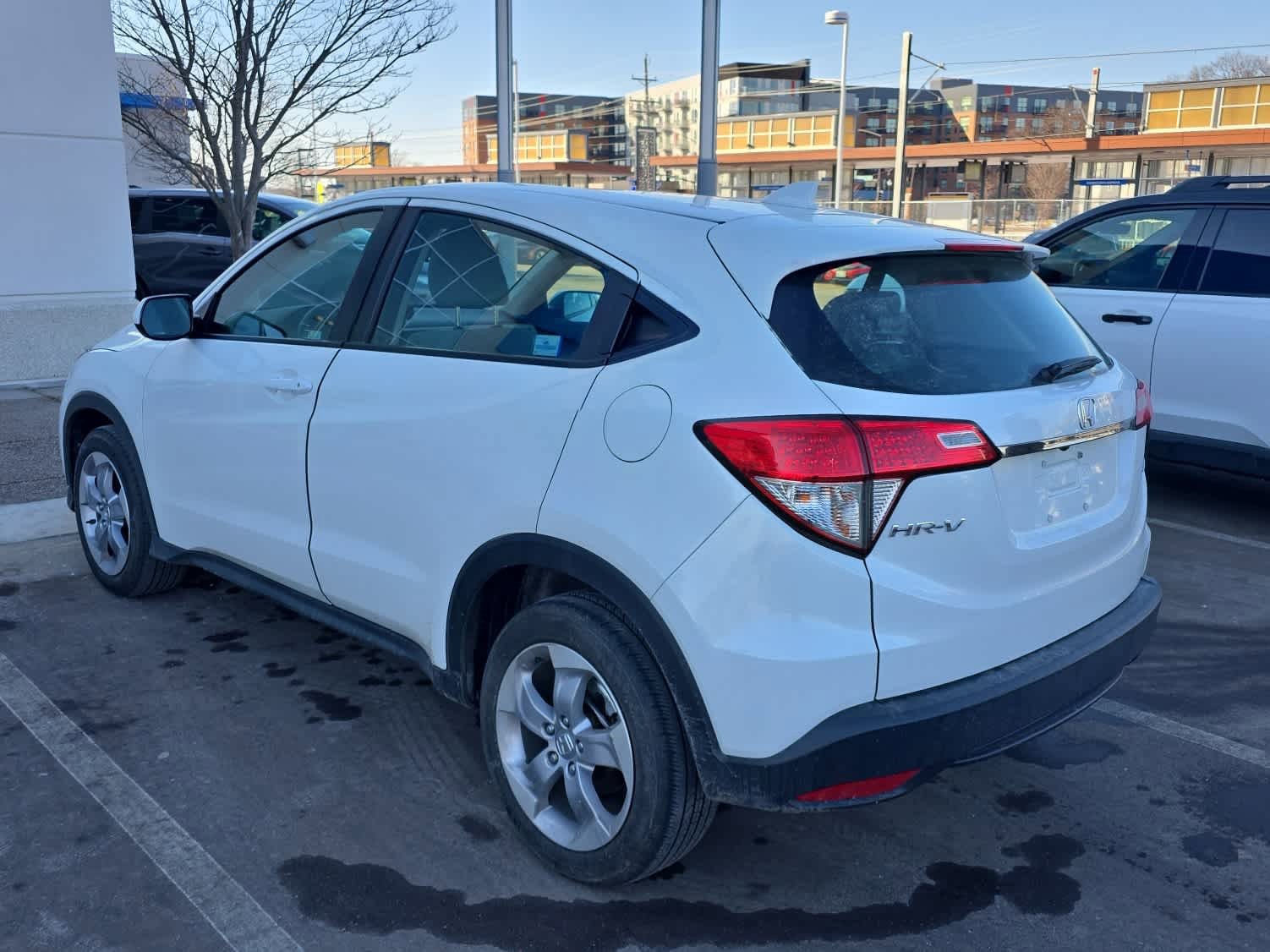 Used 2021 Honda HR-V LX image 4