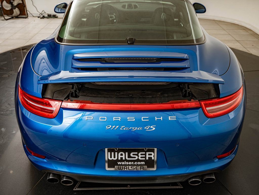 Certified 2015 Porsche 911 Targa 4S image 27