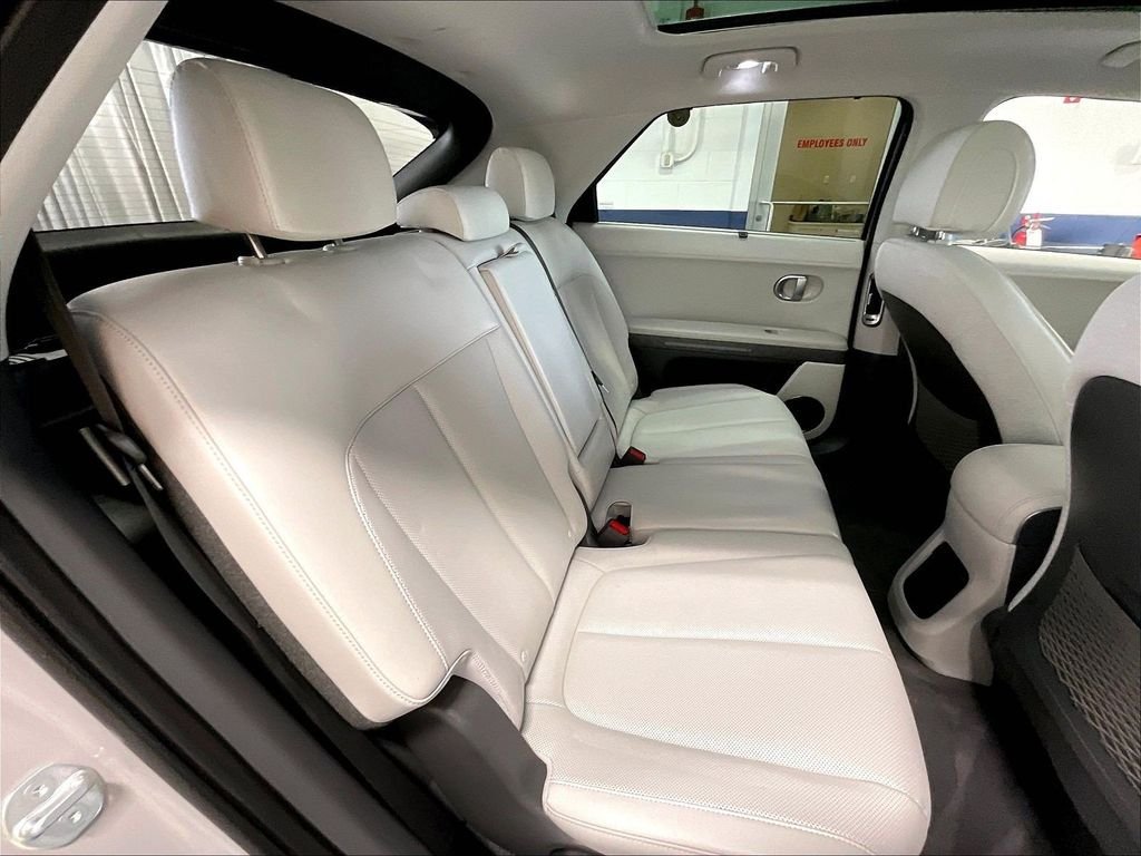 Used 2023 Hyundai Ioniq 5 Limited AWD/4WD image 16