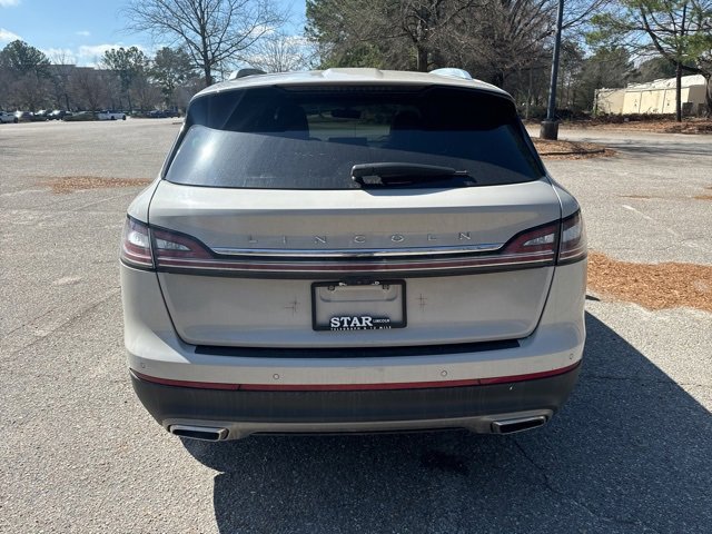 Used 2023 Lincoln Nautilus Reserve w/ Luxury Package image 5