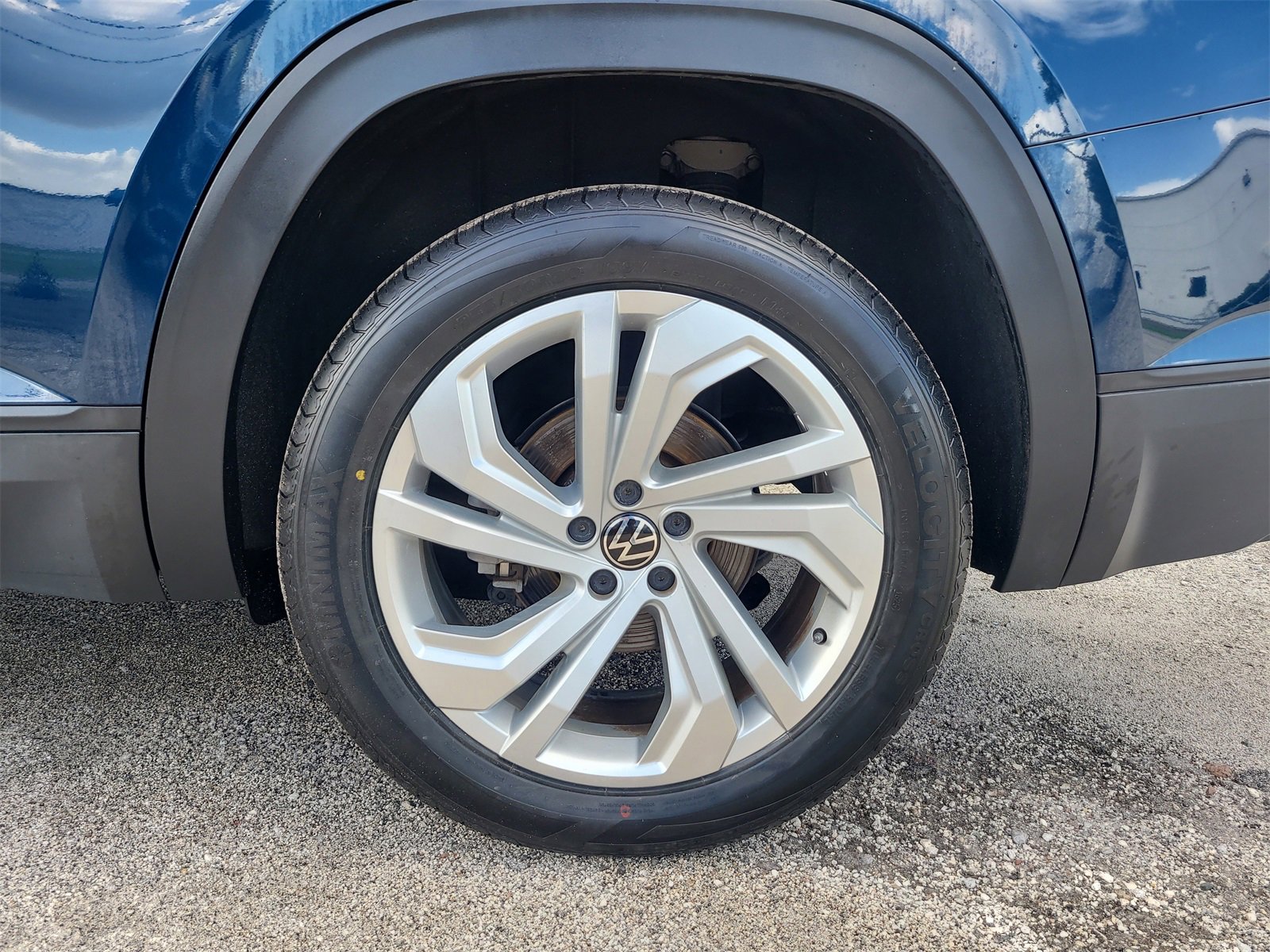 Used 2021 Volkswagen Atlas SE image 9