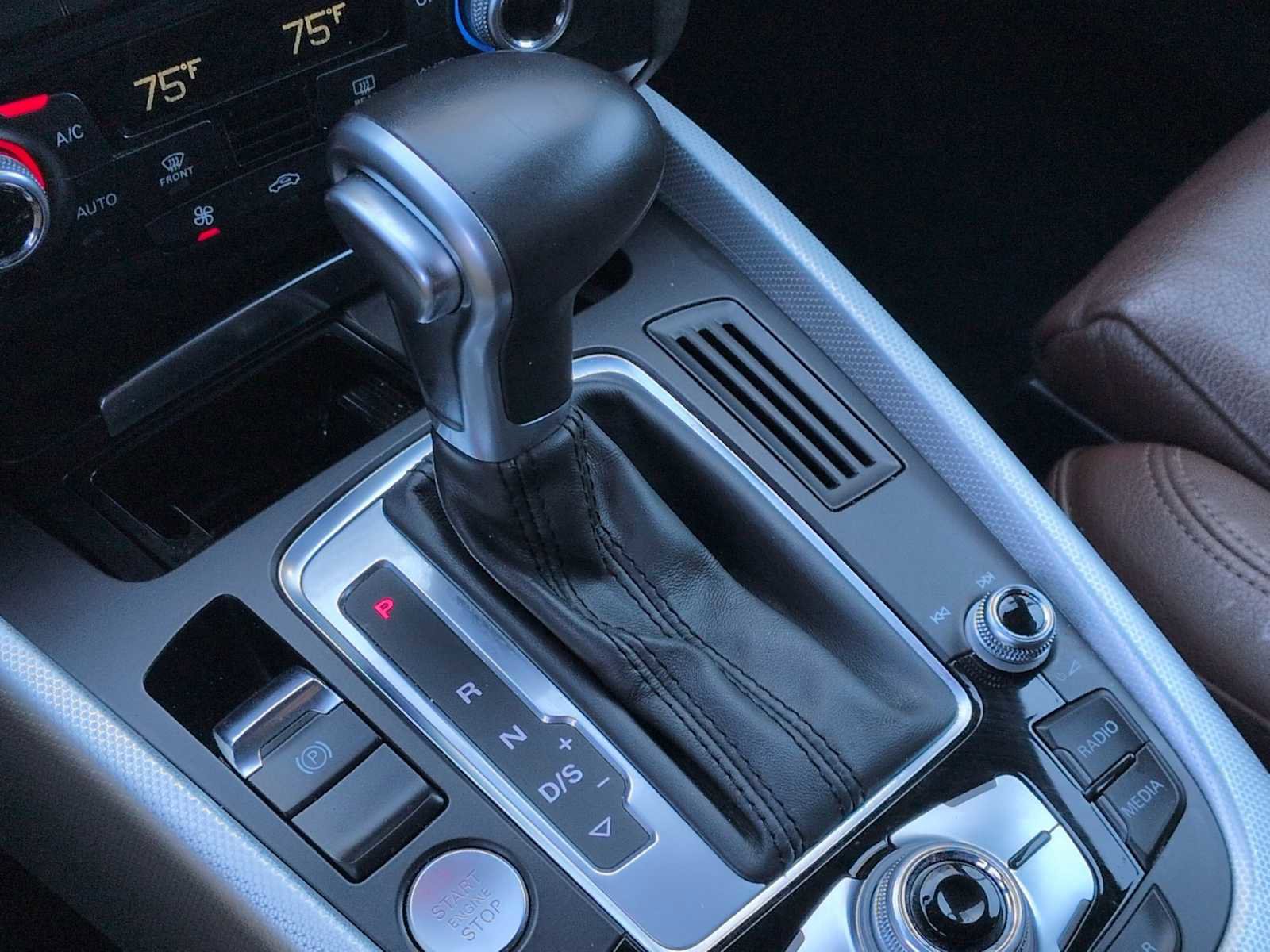 Used 2017 Audi Q5 2.0T Premium Plus w/ Technology Package image 30