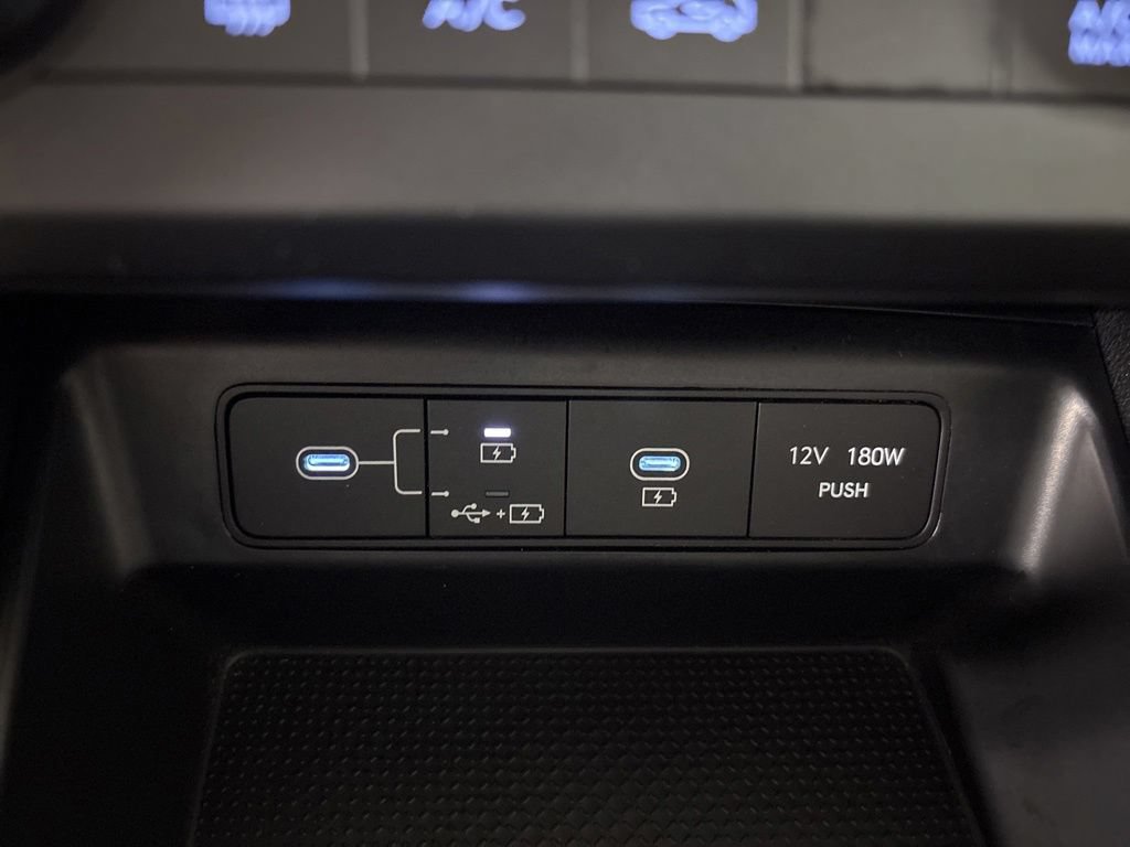 Used 2025 Hyundai Tucson SE AWD/4WD image 18