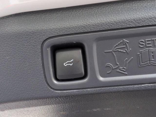 Used 2023 Ford Expedition Platinum AWD/4WD image 14