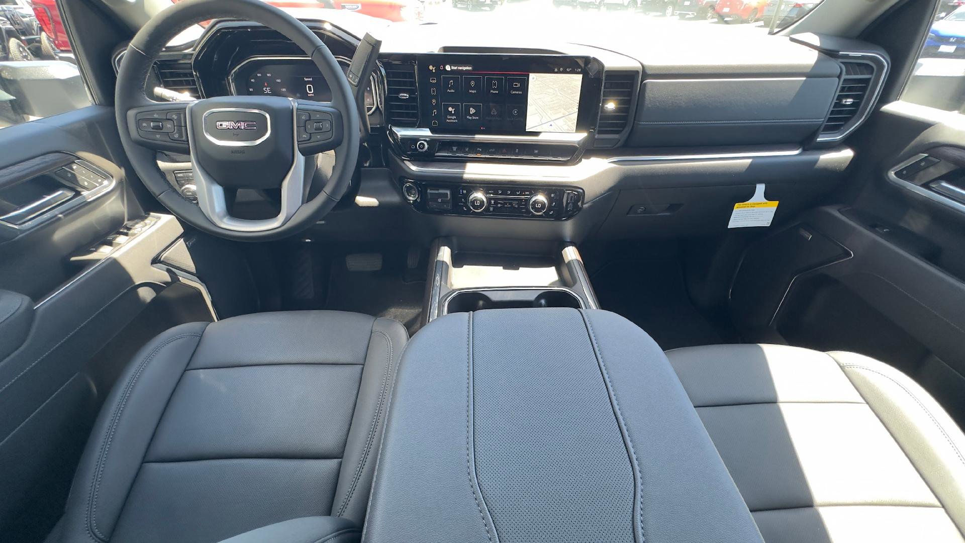 New 2025 GMC Sierra 3500 SLT w/ SLT Premium Package image 10