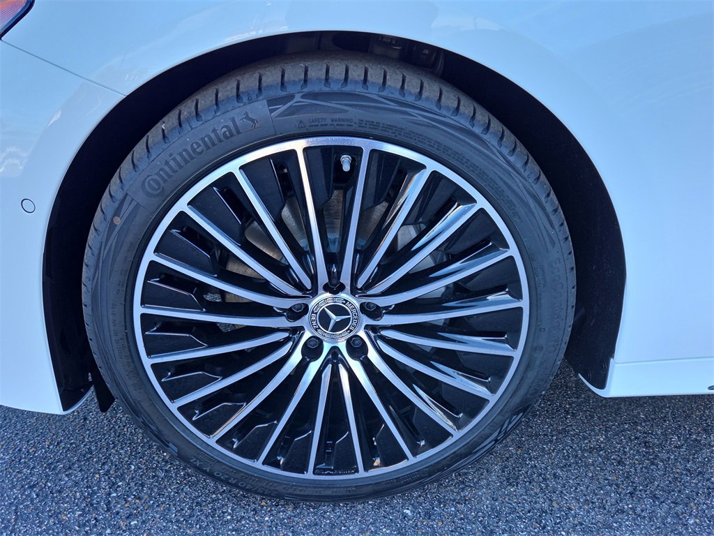 New 2026 Mercedes-Benz E 350 4MATIC Sedan image 9