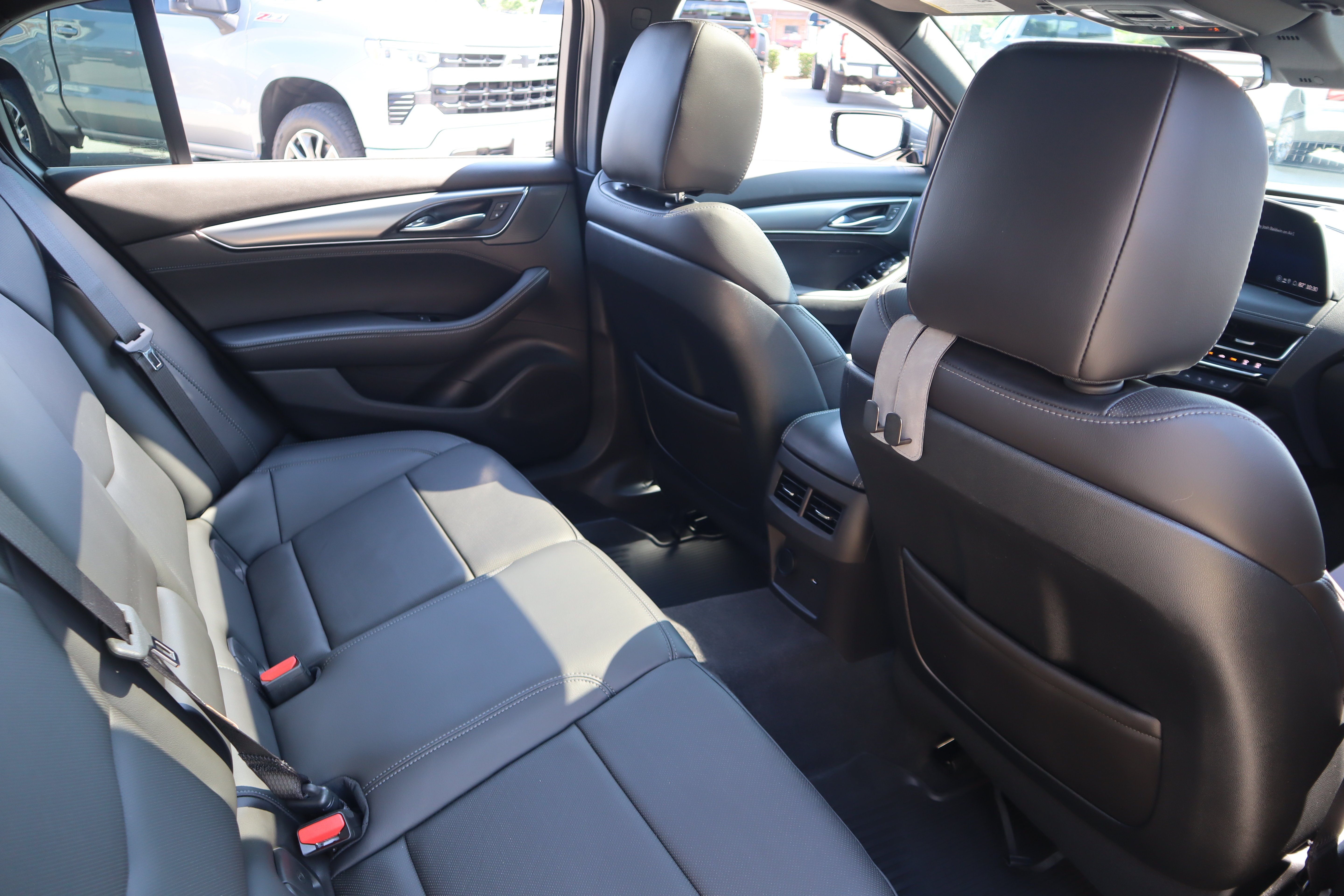 Used 2025 Cadillac CT5 Premium Luxury w/ Sun And Sound Package RWD image 34