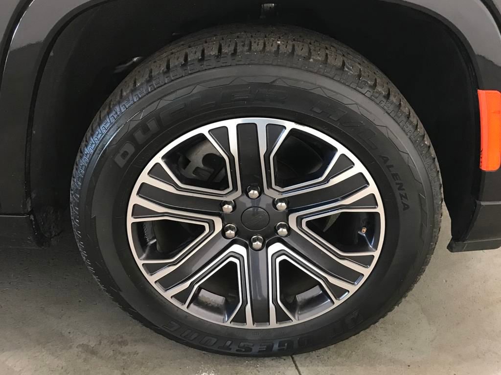 Used 2024 Jeep Wagoneer L Series II w/ Flexible Seating Group image 53