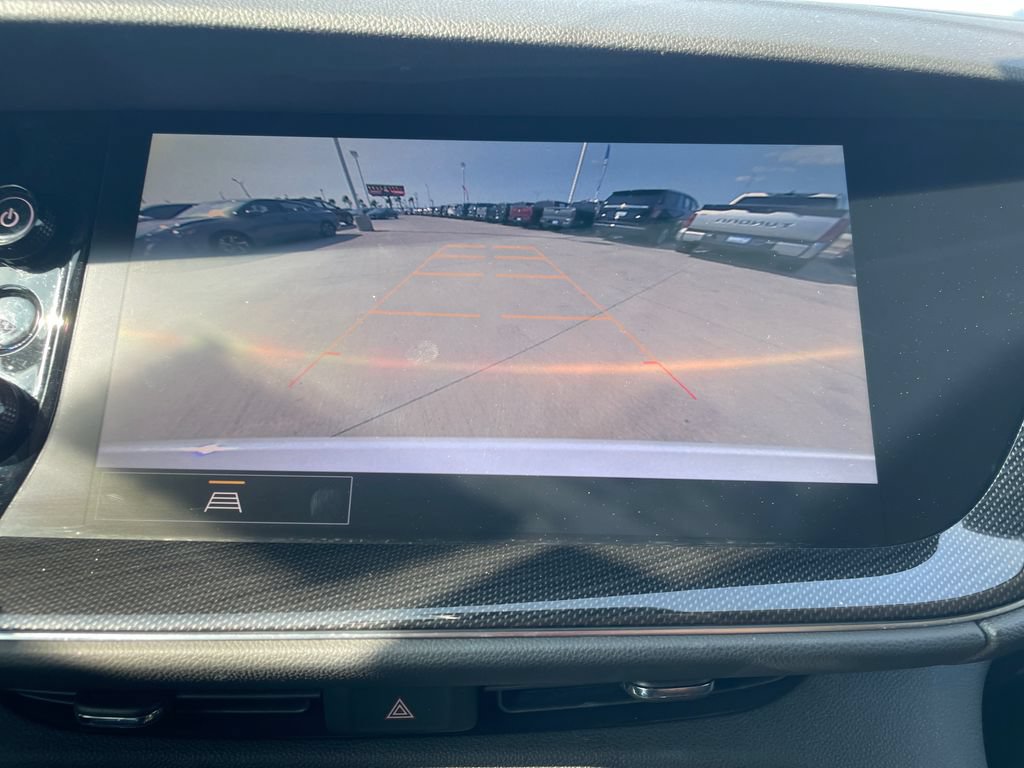 Used 2021 Buick Envision Preferred FWD image 17