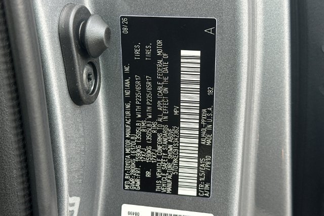Certified 2026 Toyota Sienna XLE FWD image 35