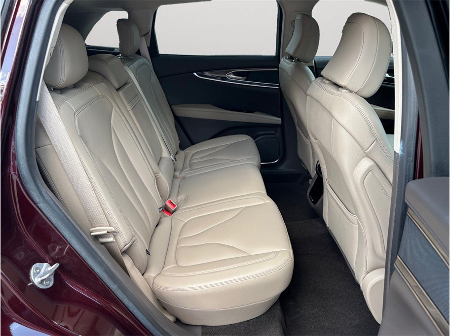 Used 2022 Lincoln Nautilus FWD image 41