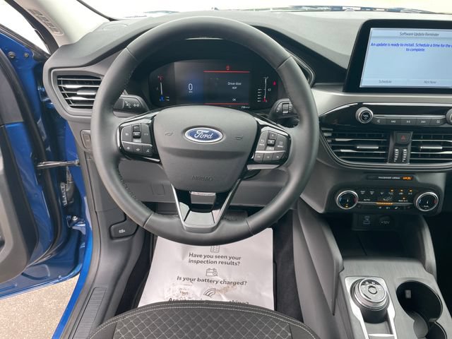 Used 2023 Ford Escape Active AWD/4WD image 23