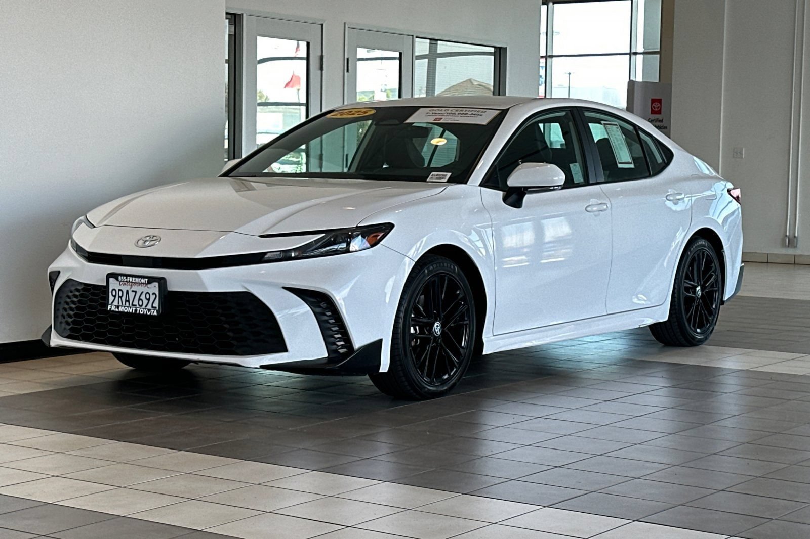 Certified 2025 Toyota Camry SE FWD image 8