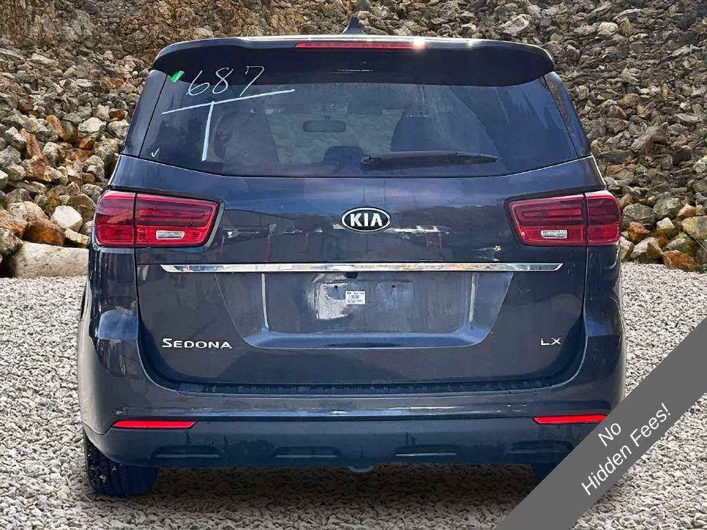 Used 2019 Kia Sedona LX FWD image 4