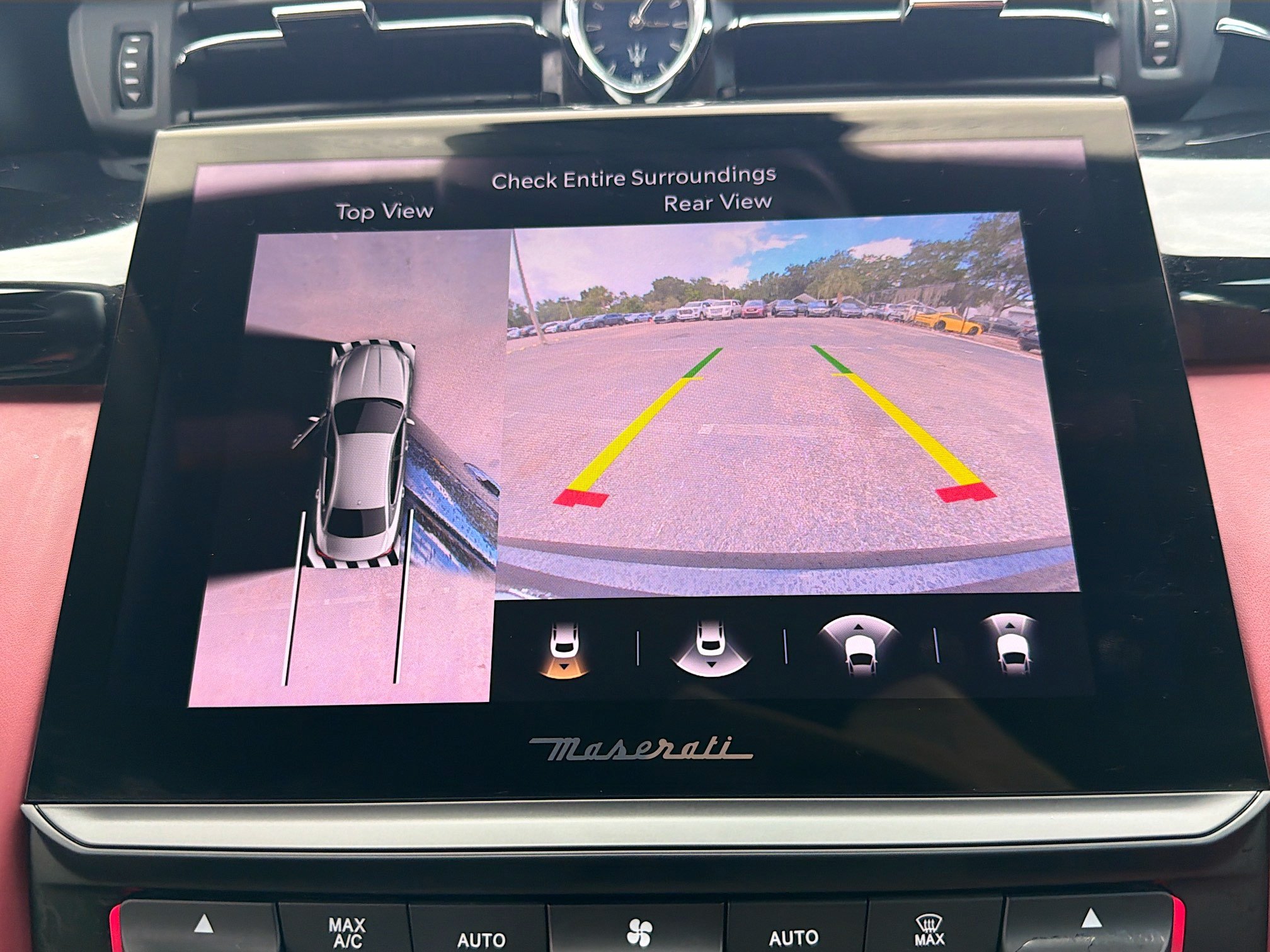 Used 2023 Maserati Quattroporte Modena RWD image 32