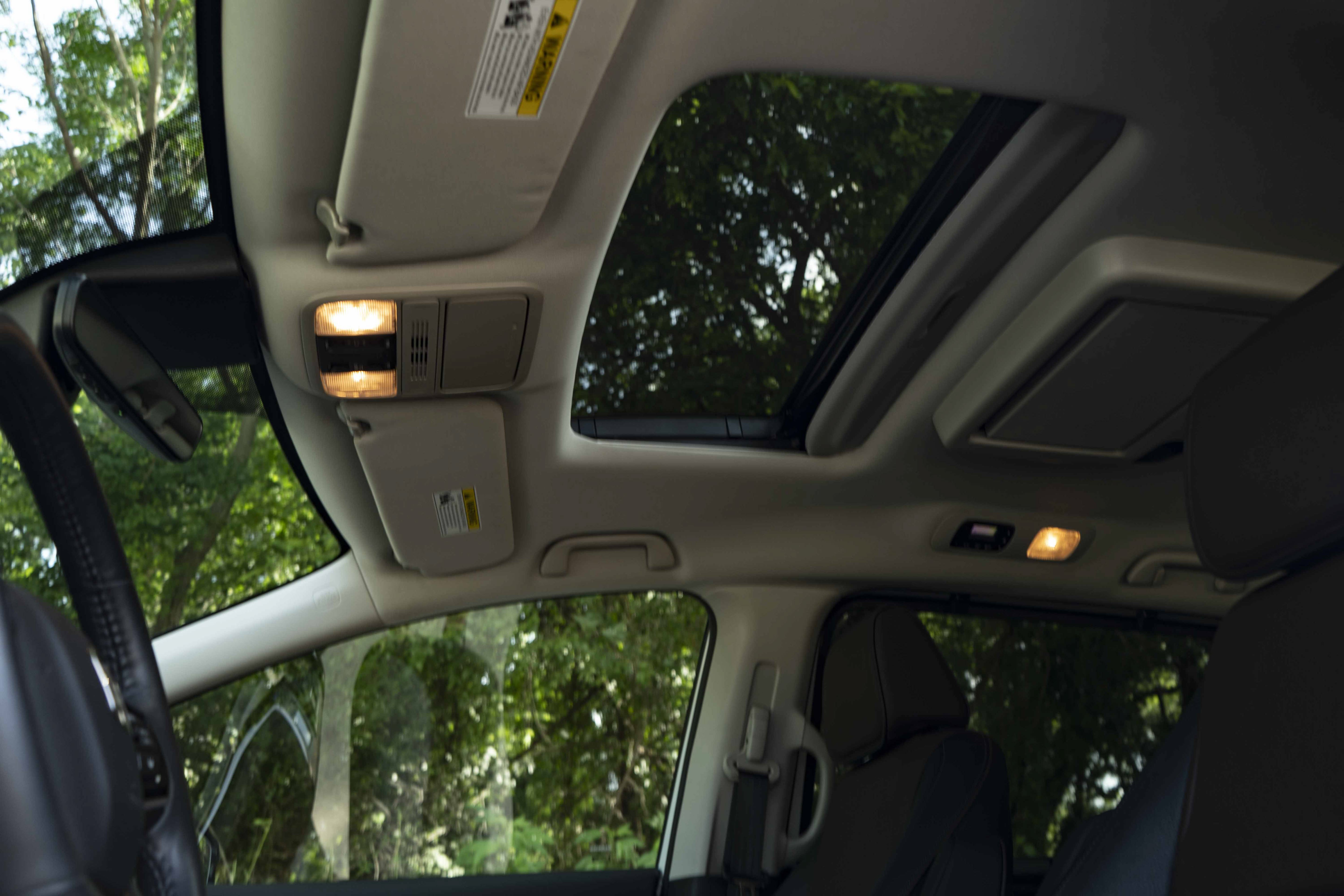 Certified 2025 Honda Odyssey Elite image 35