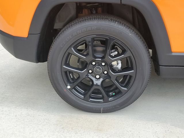 New 2026 Jeep Compass Latitude image 5